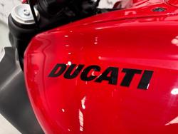2024 Ducati Diavel V4 Diavel Red