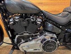 2018 Harley-davidson FXBR BREAKOUT Black