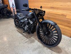 2018 Harley-davidson FXBR BREAKOUT Black