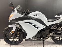 2014 Kawasaki NINJA 300 ABS