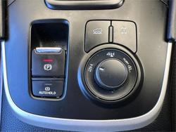 2022 Isuzu
MU-X LS-M