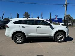 2022 Isuzu
MU-X LS-M