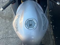 2006 Triumph SPRINT ST SILVER
