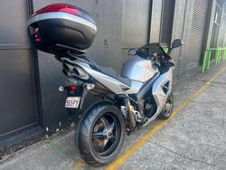 2006 Triumph SPRINT ST SILVER
