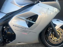 2006 Triumph SPRINT ST SILVER