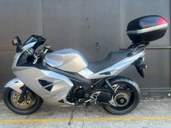 2006 Triumph SPRINT ST SILVER