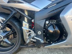 2006 Triumph SPRINT ST SILVER