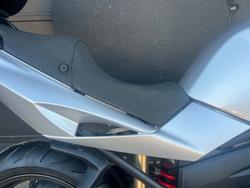 2006 Triumph SPRINT ST SILVER