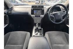 2017 Toyota
Landcruiser Prado GXL