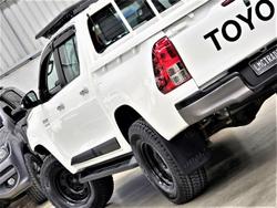 2016 Toyota Hilux SR GUN126R 4X4 Dual Range Glacier White