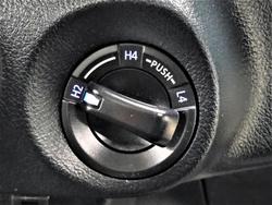 2016 Toyota Hilux SR GUN126R 4X4 Dual Range Glacier White