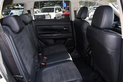 2019 Mitsubishi
Outlander LS