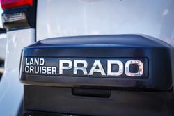 2018 Toyota
PRADO GXL