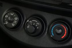 2017 Toyota
Yaris Ascent