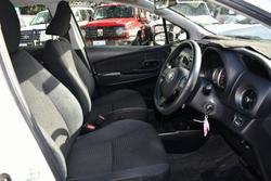 2017 Toyota
Yaris Ascent