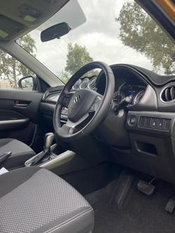 2024 Suzuki Vitara LY Series II GOLD