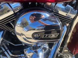 2017 HARLEY-DAVIDSON FLDE SOFTAIL DELUXE Red