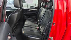 2018 Holden
                Colorado Z71