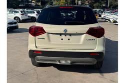 2023 Suzuki
Vitara