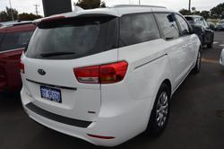 2017 Kia Carnival S