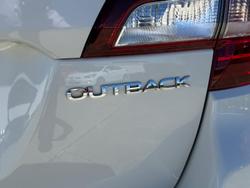 2016 Subaru Outback 2.5i Premium 5GEN MY16 AWD Crystal White