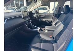 2020 Toyota
                RAV4 Cruiser