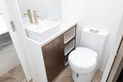 2025 VICTORY CARAVANS Trophy 21.6 Rear Club