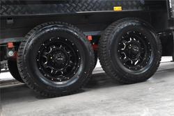 2025 VICTORY CARAVANS Trophy 21.6 Rear Club