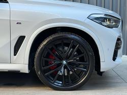 2022 BMW X5 xDrive30d M Sport G05 4X4 Constant Mineral White