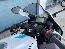 2024 Yamaha YZF-R3 White