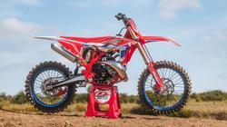 2025 Beta RX 350 RX Red