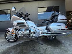 2006 Honda GoldWing (GL1800) GoldWing Silver