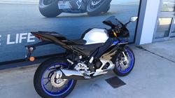 2025 Yamaha YZF-R15M