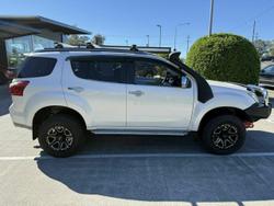 2015 Isuzu MU-X LS-T