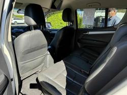 2015 Isuzu MU-X LS-T