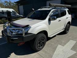 2015 Isuzu MU-X LS-T