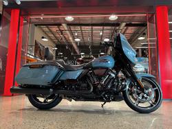 Harley-Davidson Street Glide 117 (flhx)