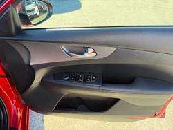 2020 Kia Cerato S BD MY20 Runway Red