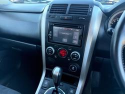 2016 Suzuki Grand Vitara Navigator JB White Pearl