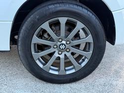 2016 Suzuki Grand Vitara Navigator JB White Pearl