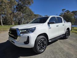 2020 Toyota Hilux SR5