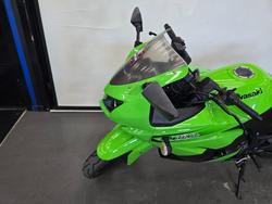 2011 Kawasaki NINJA 250R (EX250) Green