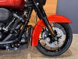 2025 Harley-davidson FLHRXS ROAD KING SPECIAL Whiskey Fire/Vivid Black
