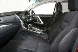 2015 Mitsubishi
Pajero Sport GLX