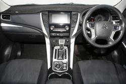2015 Mitsubishi
Pajero Sport GLX