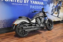 2015 VICTORY GUNNER Black