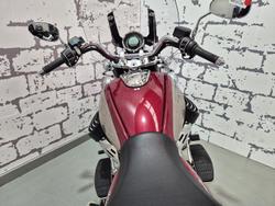 2018 Moto Guzzi California Touring SE California Red