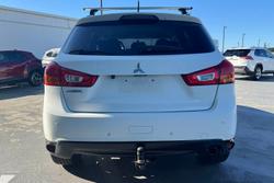 2016 Mitsubishi
ASX LS