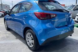 2015 Mazda
2 Neo