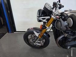 2020 Triumph THRUXTON GREY